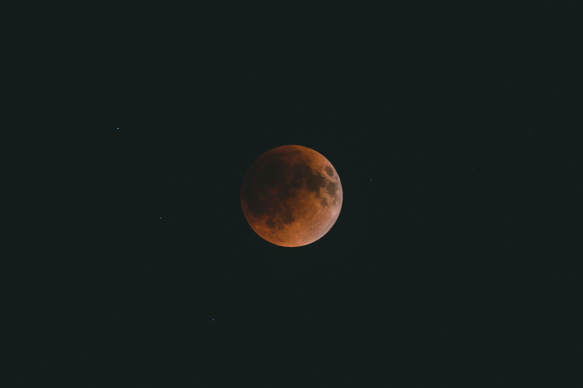 Unlock Your Natal Moon’s Power: Lunar Cycle Alignment